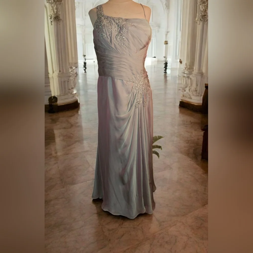 One-Shoulder Taupe Dress. Comes With a Jacket. Rhinestone Detail. Size 22 - Picture 4 of 11